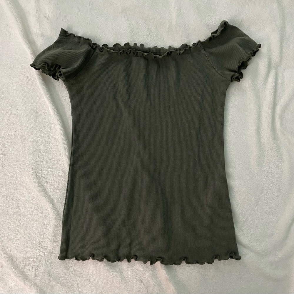 Hollister Green Lettuce Trim Top